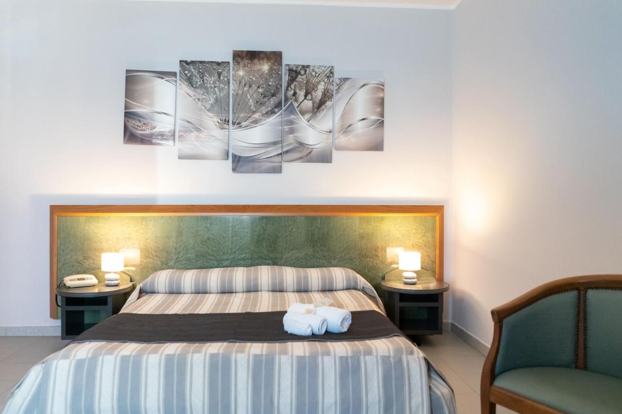 Hotel Melissa Torre Melissa エクステリア 写真